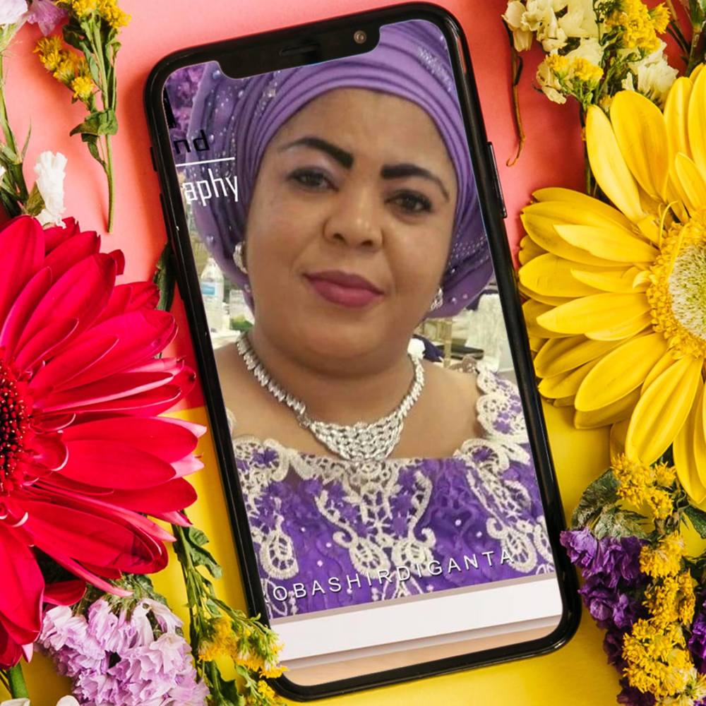 Meet your Posher, Tolani